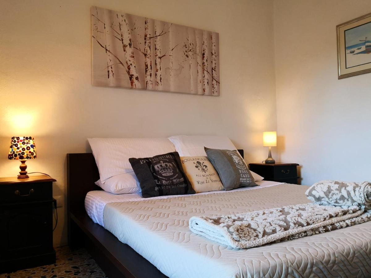 San Nicolo GerreiZia Chiarina住宿加早餐旅馆 外观 照片